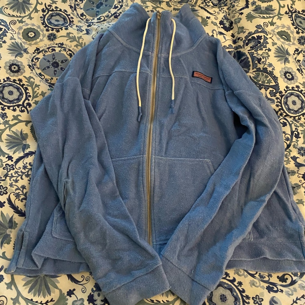 Vineyard Vines Women’s Assorted Sweatshirts and Hoodies. - Picture 2 of 10